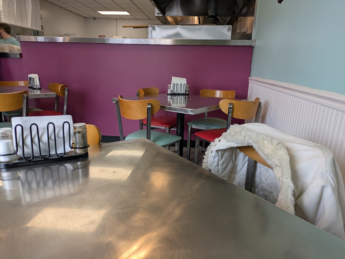 Jim & Nena's Pizzeria